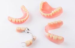 different types of dentures  