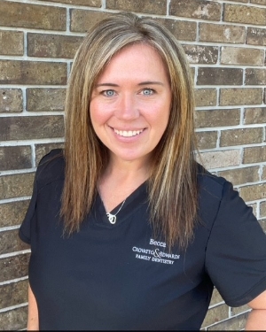 Dental assistant becca