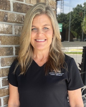 Dental assistant kerrie